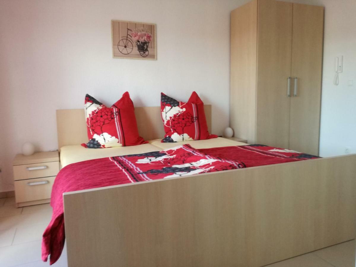 Apartment Juric Трогир Екстериор снимка