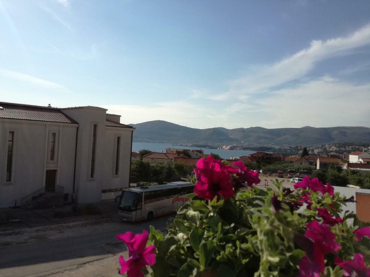 Apartment Juric Трогир Екстериор снимка