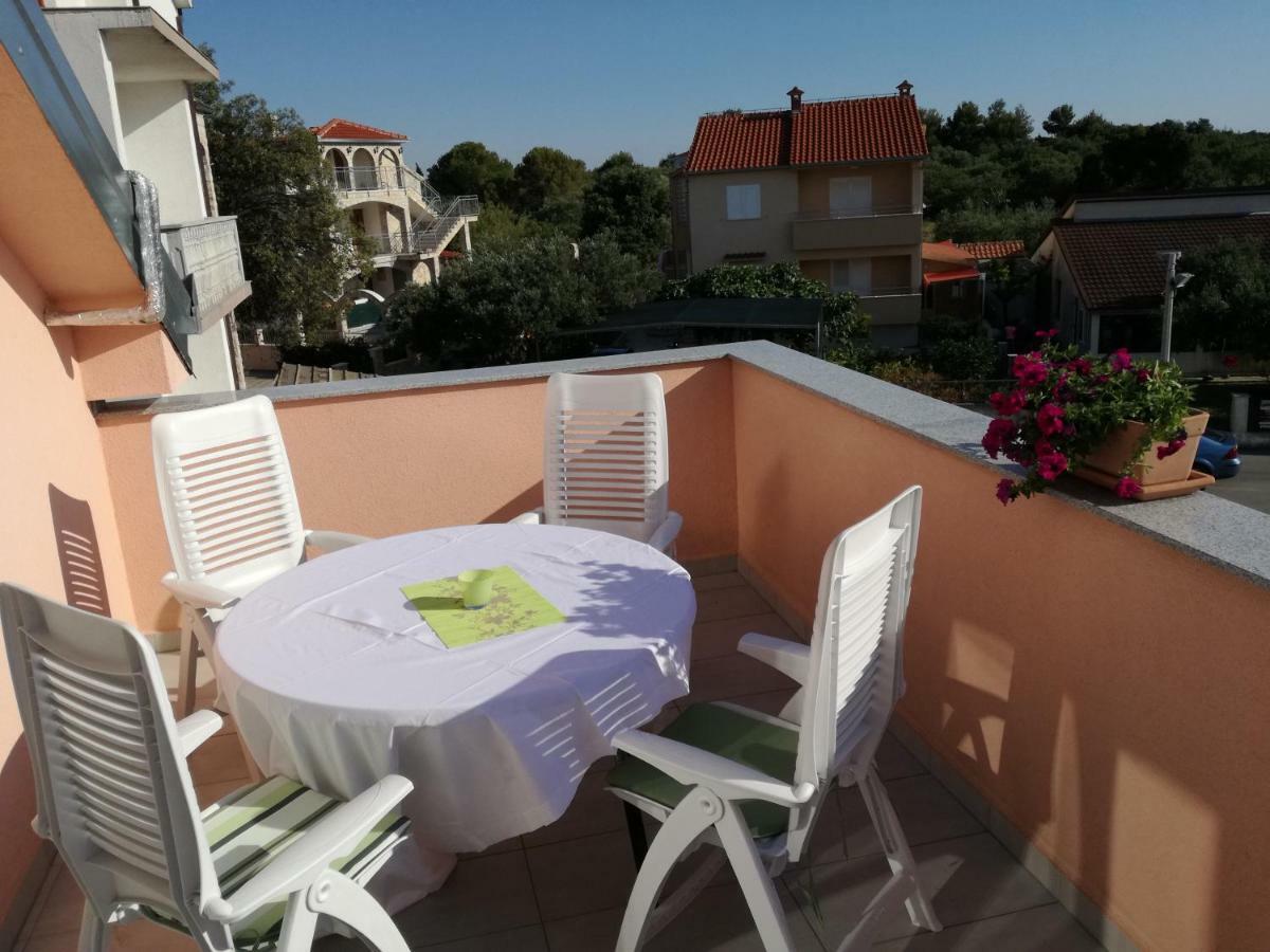 Apartment Juric Трогир Екстериор снимка