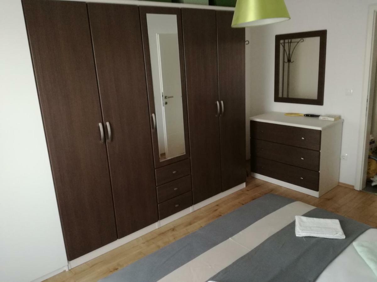 Apartment Juric Трогир Екстериор снимка