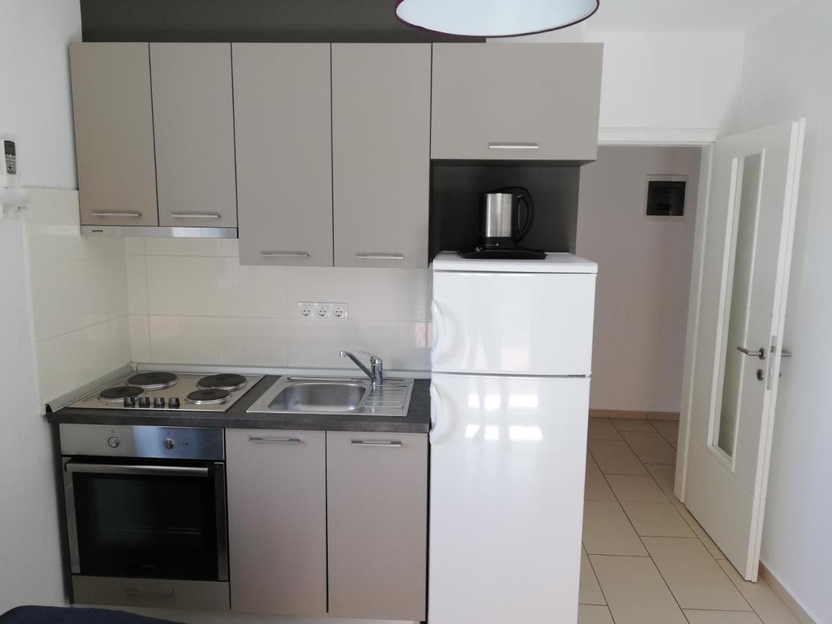 Apartment Juric Трогир Екстериор снимка